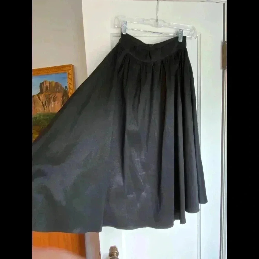 Black Midi Circle Skirt High Waist